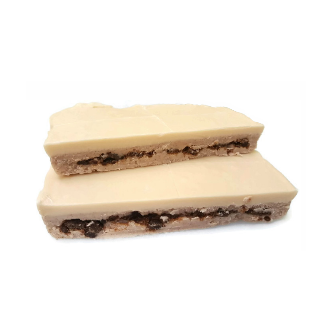 Cinnamon Bun slab, vanilla fudge, cream cheese flavoured fudge, Cinnamon flavoured fudge, real cinnamon, real brown sugar, layered fudge, dessert fudge, creamy fudge, hand made fudge, premium fudge, best fudge in Canada, made in Alberta, Edmonton fudge, Phil’s Fudge Factory