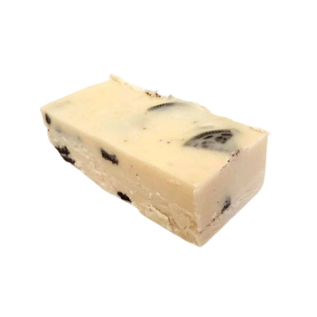 Cookies and Cream left, vanilla fudge, cookie fudge, real Oreo cookies, chocolate Oreo cookies, creamy fudge, hand made fudge, premium fudge, best fudge in Canada, made in Alberta, Edmonton fudge, Phil’s Fudge Factory