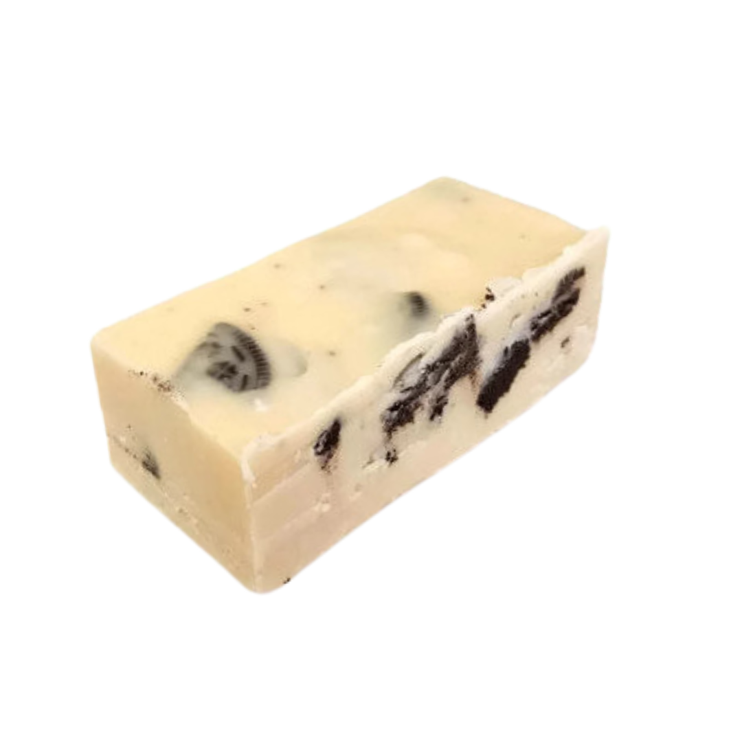 Cookies and Cream right, vanilla fudge, cookie fudge, real Oreo cookies, chocolate Oreo cookies, creamy fudge, hand made fudge, premium fudge, best fudge in Canada, made in Alberta, Edmonton fudge, Phil’s Fudge Factory